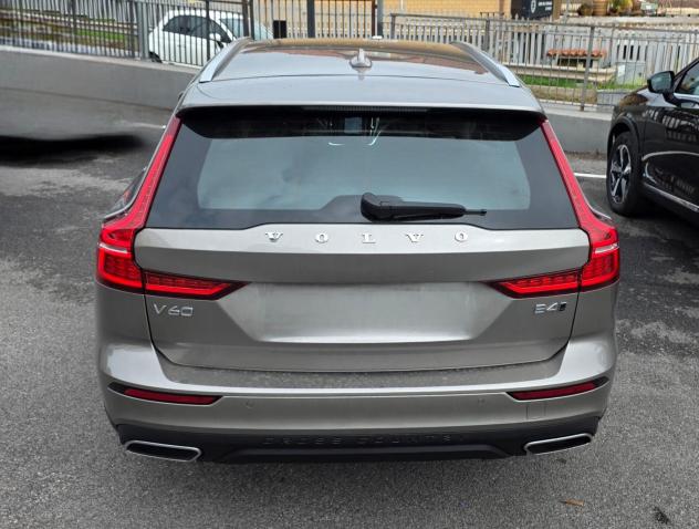 Volvo V60 Cross Country B4 (d) AWD automatico Plus - Foto 8
