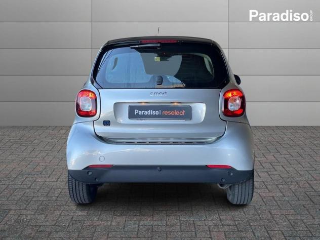 smart fortwo eqPASSION - 4,6kW | 56CV | 2021 - Foto 4