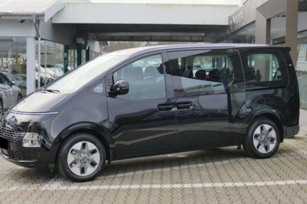 HYUNDAI Staria 1.6 HEV AT 2WD 9 posti + IVA rif. 22724589