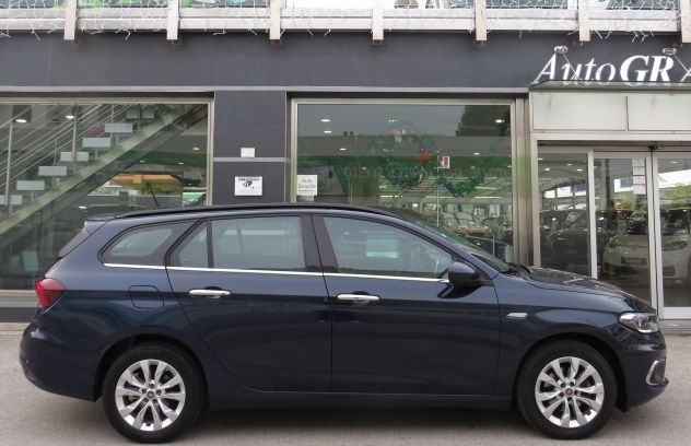 Fiat Tipo SW 1.6 MJT 120cv EASY NAVI. - Foto 2