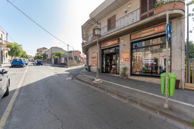 Abbigliamento in vendita a Belpasso - Foto 4