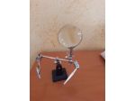 Supporto terza mano con lente di ingrandimento