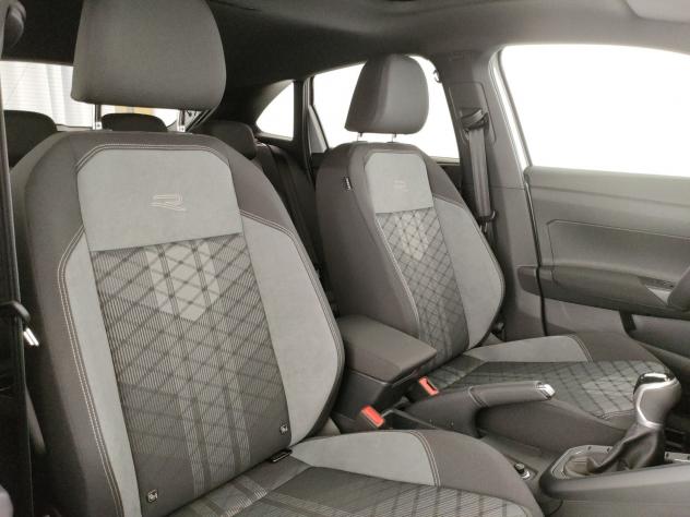 Volkswagen Taigo R-Line 1.0 TSI 81 kW (110 CV) Manuale - Foto 9