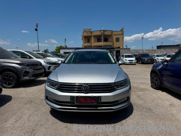 VOLKSWAGEN Passat Variant 2.0 TDI 150 Cv DSG Executive BlueMotion Tech. rif. 24039766