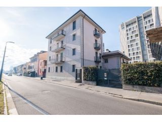 Monolocale Executive ALL INCLUSIVE + POSTO AUTO