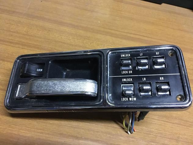 Pulsantiera Alzacristalli SINISTRA / SX JEEP Cherokee 1995