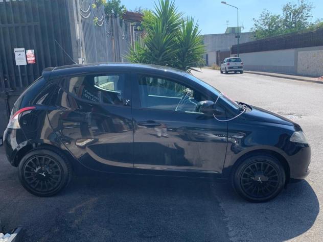 LANCIA - Ypsilon - 1.2 69 CV 5 porte Elefantino - Foto 2