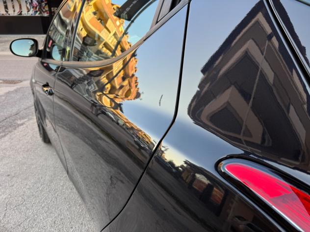 Lancia Ypsilon 1.2 69 CV 5 porte GPL Ecochic Elefantino - Foto 8