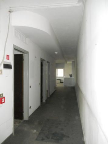 Immobile di 495 m² con più di 5 locali in vendita a Pero - Foto 12