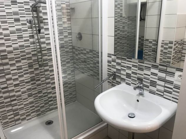 Posti letto in camera doppia, zona San Paolo, adiacenze Terza Università - Foto 10