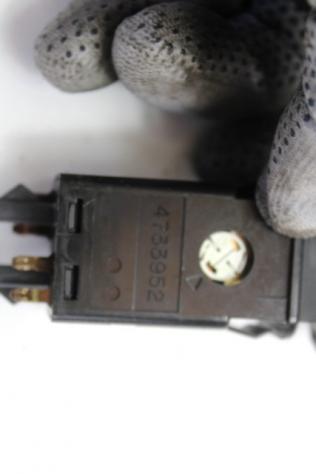4733952 COMANDO INTERRUTTORE RETRONEBBIA SAAB 900 2.0 B 96KW 5M 5P (1997) RICAMBIO USATO - Foto 2