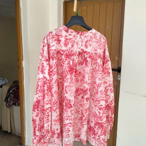Vendo camicia Tensione In donna