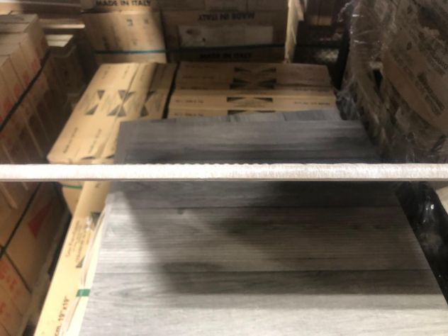 Stock di Pavimento per interni di 500 mq completamente imballato - Foto 4