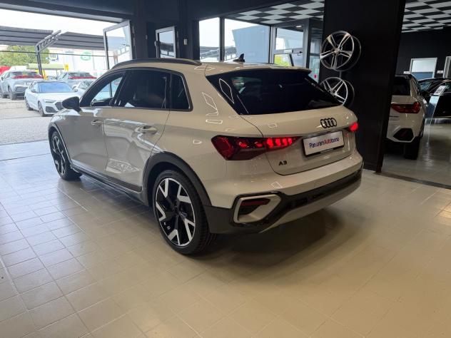 AUDI A3 4ª serie A3 allstreet 35 TFSI S tronic Identity Contrast - Foto 6
