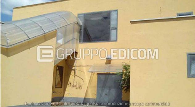 Fabbricati costruiti per esigenze industriali di 782 mq in vendita a Rende - Rif. 4555183