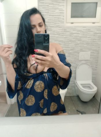 NOVITA ASSOLUTA ALESSIA Oliveira MI TROVEREte a TIRAN0🔥🔥🔥🔥ANCHE GIOCATTOLO SEMPRE PRONTO E PIENO DI CREMA PER TE TI AS Tel:3496498776
