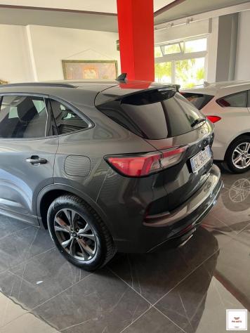FORD - Kuga - 1.5 TDCI 120 CV S&S 2WD ST-Line - Foto 6