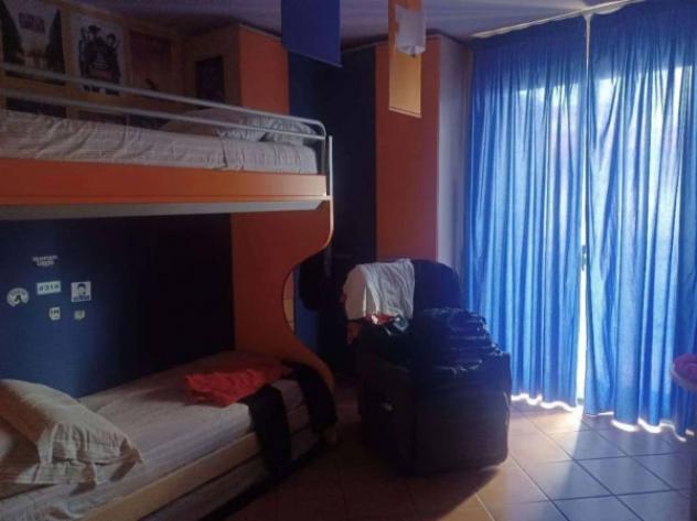 Immobile in asta di 107 m² con più di 5 locali e box auto in vendita a Castello di Cisterna - Foto 4
