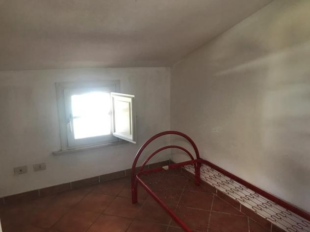 APPARTAMENTO INDIPENDENTE di 4 vani e di 118 mq (MASSAROSA) rif. 621 - Foto 9