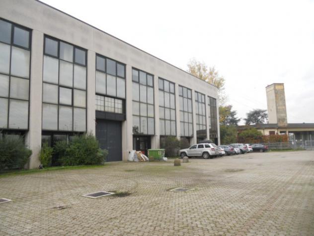 Immobile di 2045 m² con più di 5 locali in affitto a Arese - Foto 2