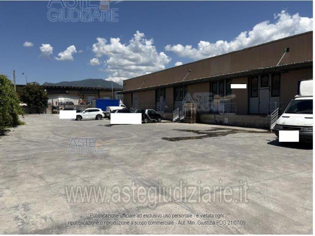 IMMOBILI-IMMOBILE INDUSTRIALE-Strada di Sabbione, 27/C - Foto 2