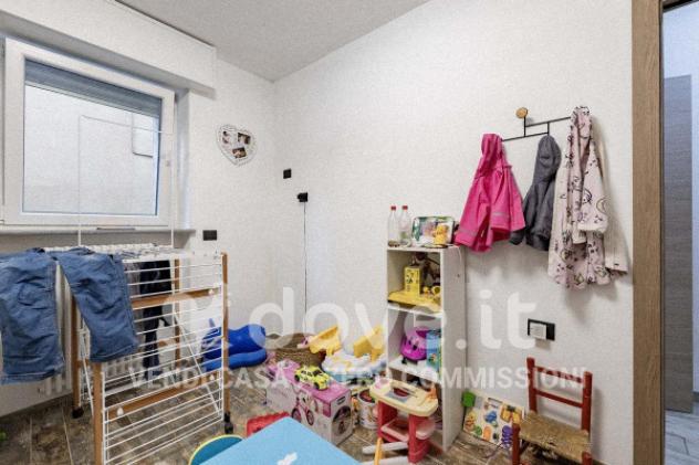Villa di 180 m² con più di 5 locali in vendita a Caravate - Foto 14