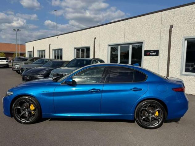 Alfa Romeo Giulia 2.0 t Veloce Q4 280cv auto FULL OPTIONAL/ TAGLIANDI UFFICIALI + 4 GOMME INVERNALI - Foto 3