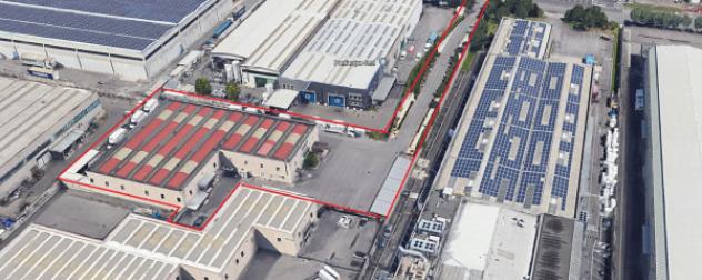 Immobile di 1600 m² con più di 5 locali in vendita a Brescia - Foto 2