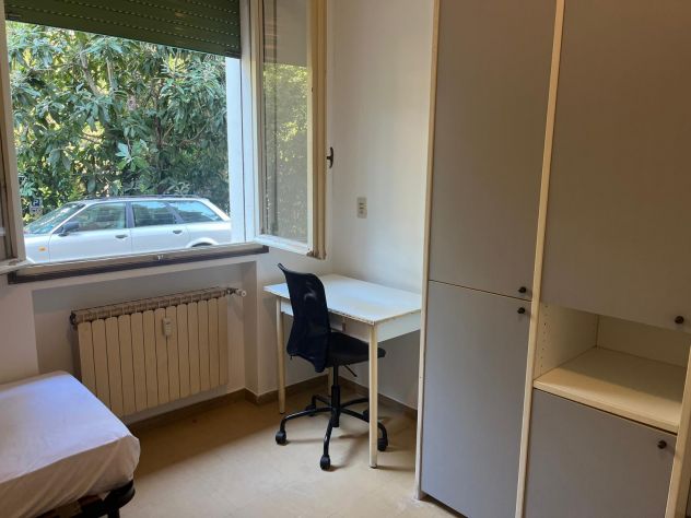SOLO STUDENTI o giovani lavoratori affittasi posto letto in doppia - Foto 4