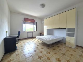 Stanza in appartamento in affitto a Catanzaro