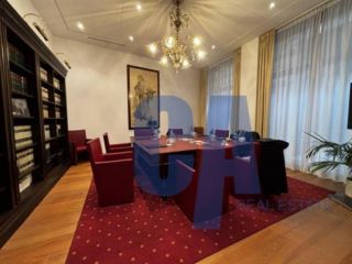 Palazzo a Milano - Rif. SLAAN209