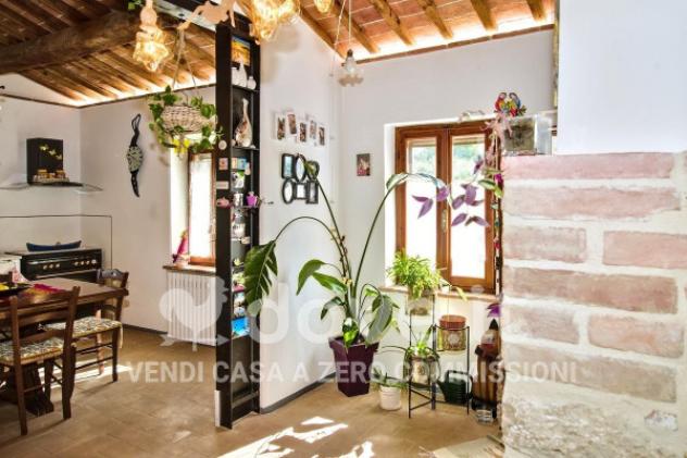 Rustico / Casale di 210 m² con 3 locali e posto auto in vendita a Chiusi - Foto 10