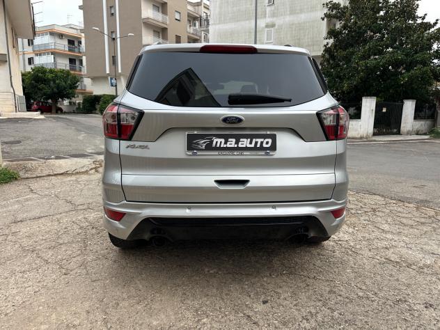 Ford Kuga 1.5 TDCI 120 CV S&S 2WD ST-LINE UNIIROP - Foto 6