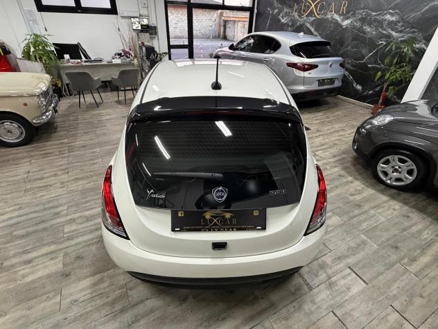 Lancia Ypsilon 1.0 FireFly 5 porte S&S Hybrid Gold - Foto 5