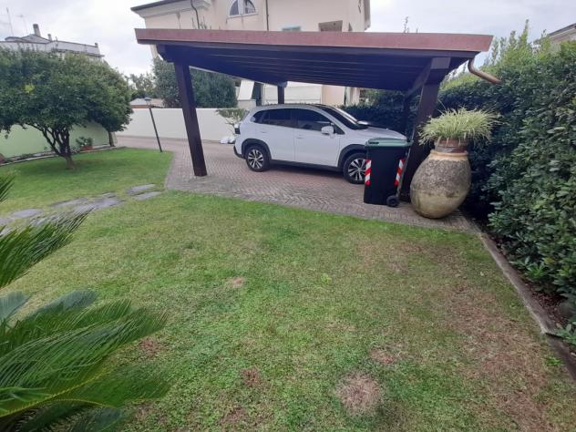 Villetta bifamiliare in vendita a Marina di Carrara - Carrara 270 mq Rif: 1400473 - Foto 2