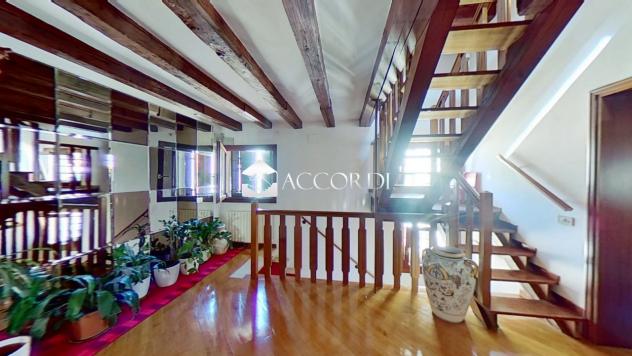 APPARTAMENTO di 4 vani e di 170 mq (VENEZIA) rif. MM703_4 - Foto 18