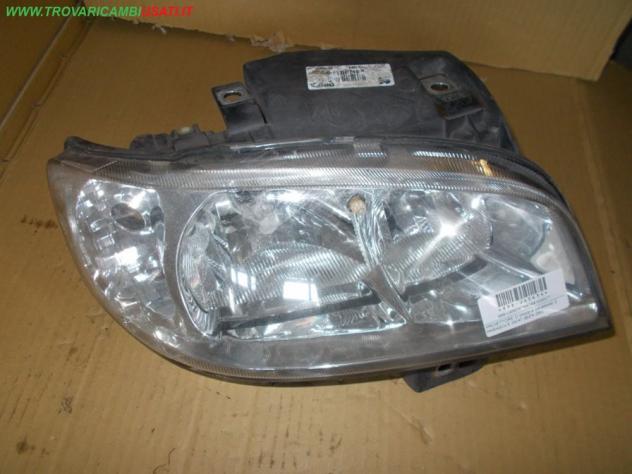 PROIETTORE D.(doppia parabola) 2 PARABOLE SEAT IBIZA (6K) Parti elettriche Fanaleria Proiettori Proiettore ant. SEAT - IBIZA - 01-05-1993 - 01-12-