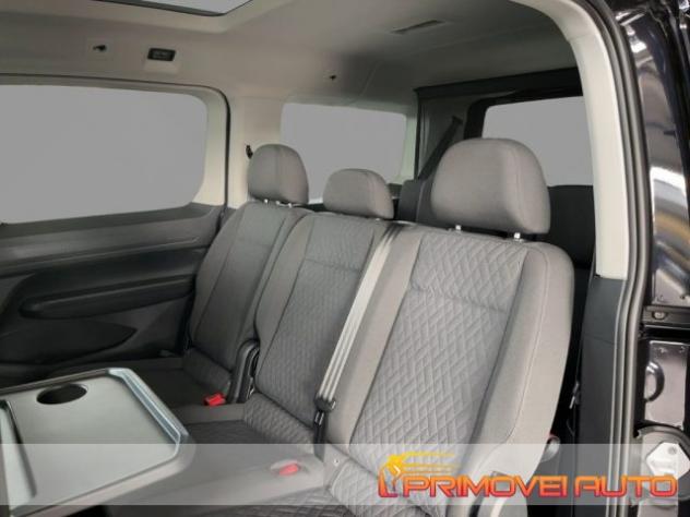 VOLKSWAGEN Caddy 2.0 TDI 122 CV DSG Dark Label Maxi rif. 20428346 - Foto 4