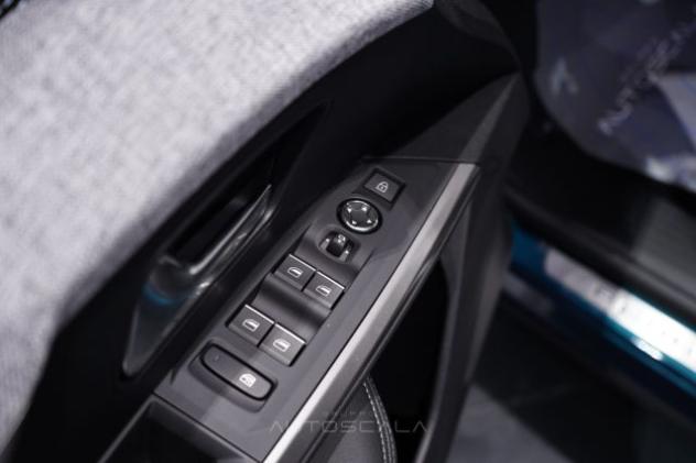 PEUGEOT 3008 1.2 Hybrid 145cv e-DCS6 GT rif. 24242303 - Foto 8