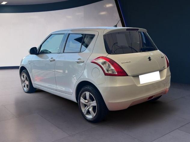 Suzuki Swift 5p 1.2 vvt GL Style 4wd - Foto 5