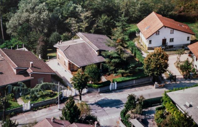 Villa di 320 m² con più di 5 locali e box auto doppio in vendita a Castiglione Torinese - Foto 2
