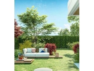 Collina est con GIARDINO e GARAGE