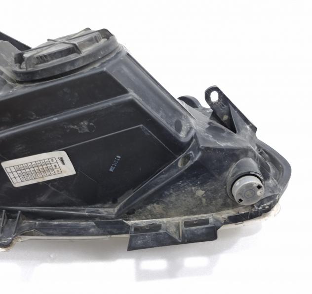 FARO ANTERIORE SINISTRO OPEL Corsa D 5P 1° Serie 13186381 (06) - Foto 14