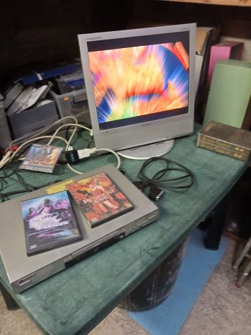 TV Monitor + Video recorder + Lettore DVD + Film - Foto 5