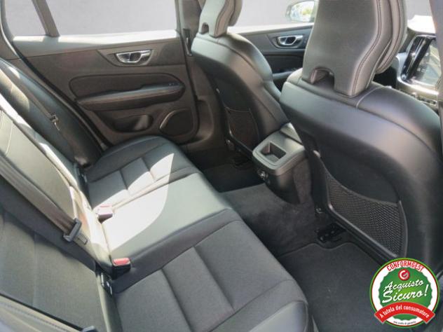 VOLVO V60 D3 Sensus Momentum Led Navi In Arrivo rif. 19018522 - Foto 8
