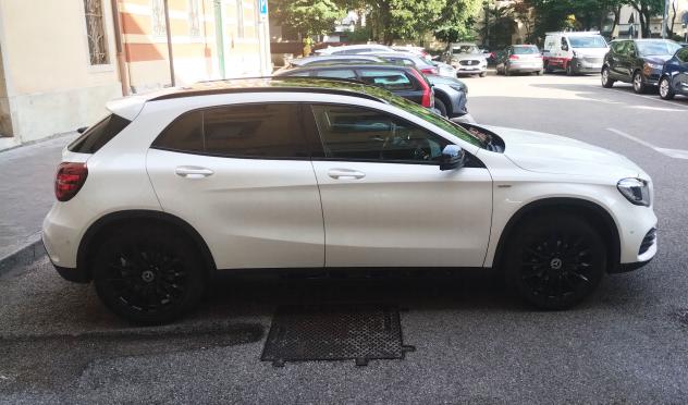 Mercedes-benz GLA 200 d Automatic Night Editin AMG Line - Foto 7