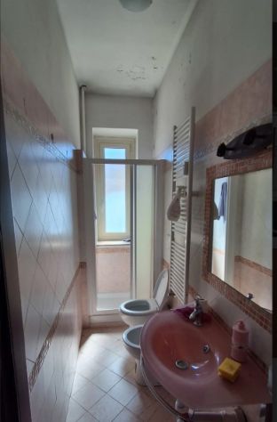 ASTA GIUDIZIARIA – a Torino, Via Michele Lessona, appartamento con cantina - Foto 4