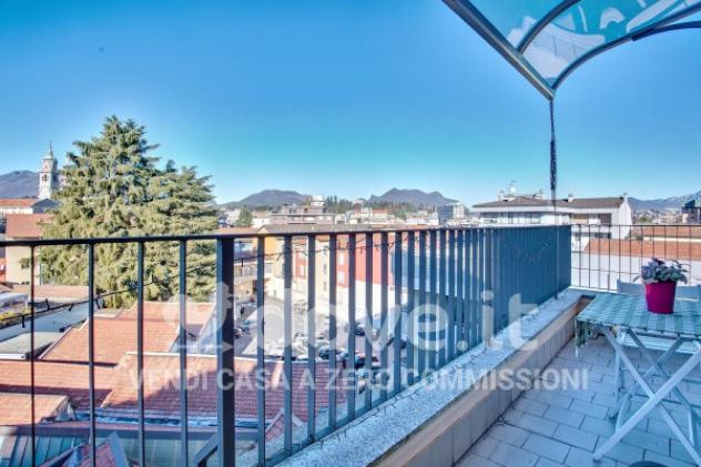 Attico / Mansarda di 139 m² con 4 locali e box auto in vendita a Varese - Foto 5