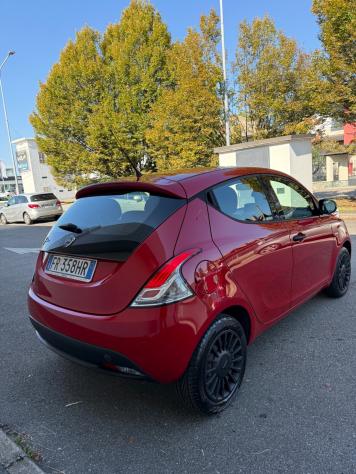 Lancia Ypsilon 1.2 69 CV 5 porte GPL Ecochic Gold - Foto 7