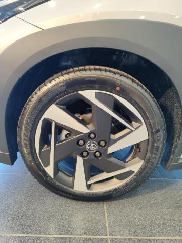 Toyota Aygo X 1.5 Hybrid 115 CV 5 porte Premium - Foto 9
